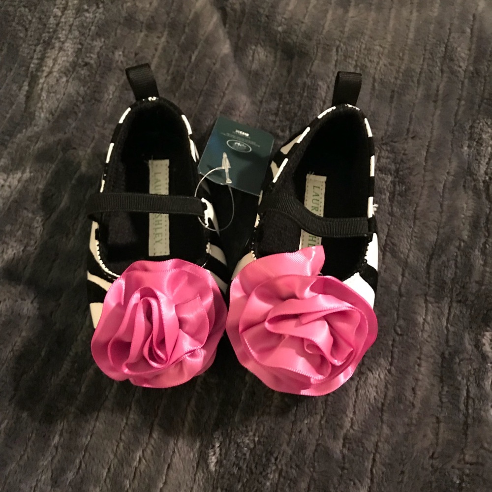 Laura Ashley zebra print with pink crib shoe NWT